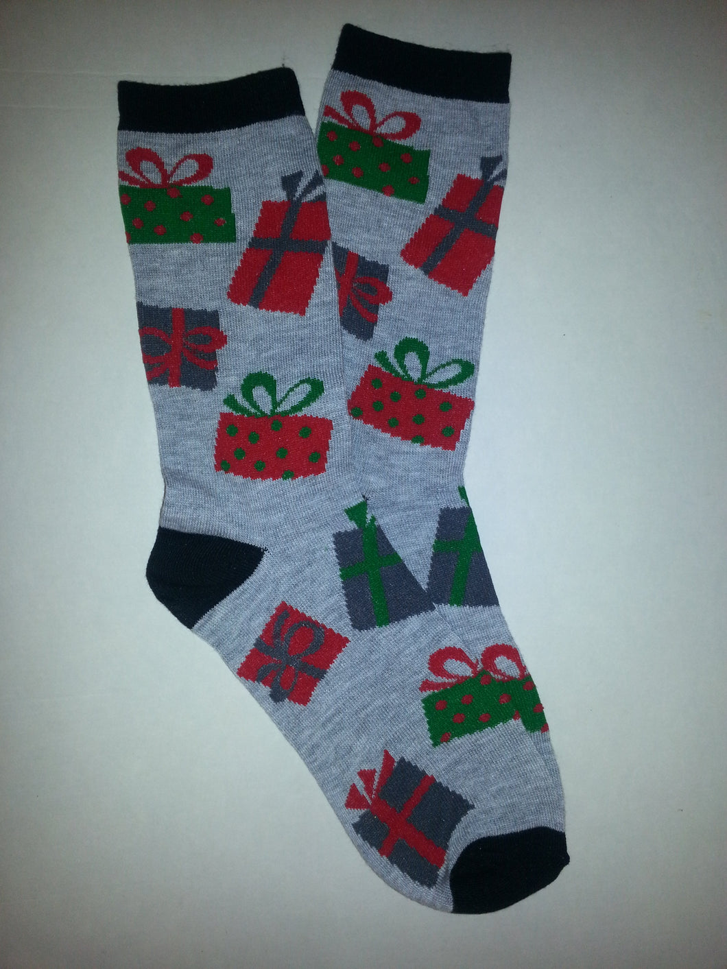 Present Crew Socks